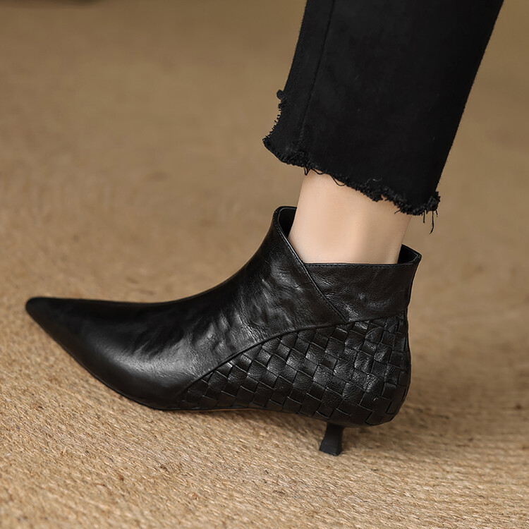 Woven Full-grain Sheepskin Ankle Boots With A Small Heel foto 5