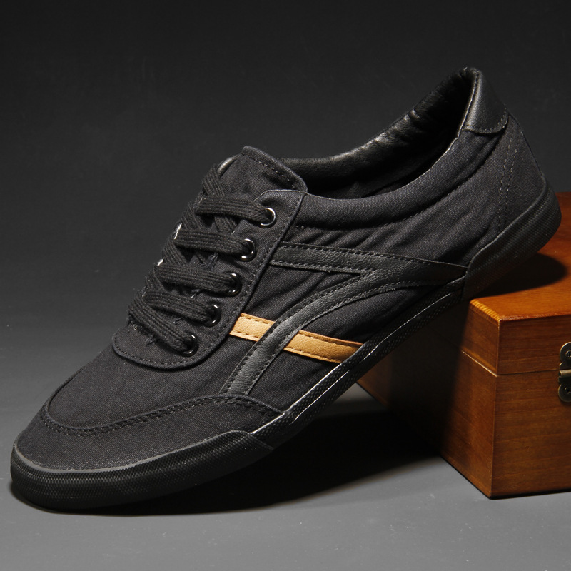 Men's Spring And Autumn Mesh Breathable Lightweight Non-slip Fashionable All-match Soft Bottom Casual Canvas Shoes foto 2