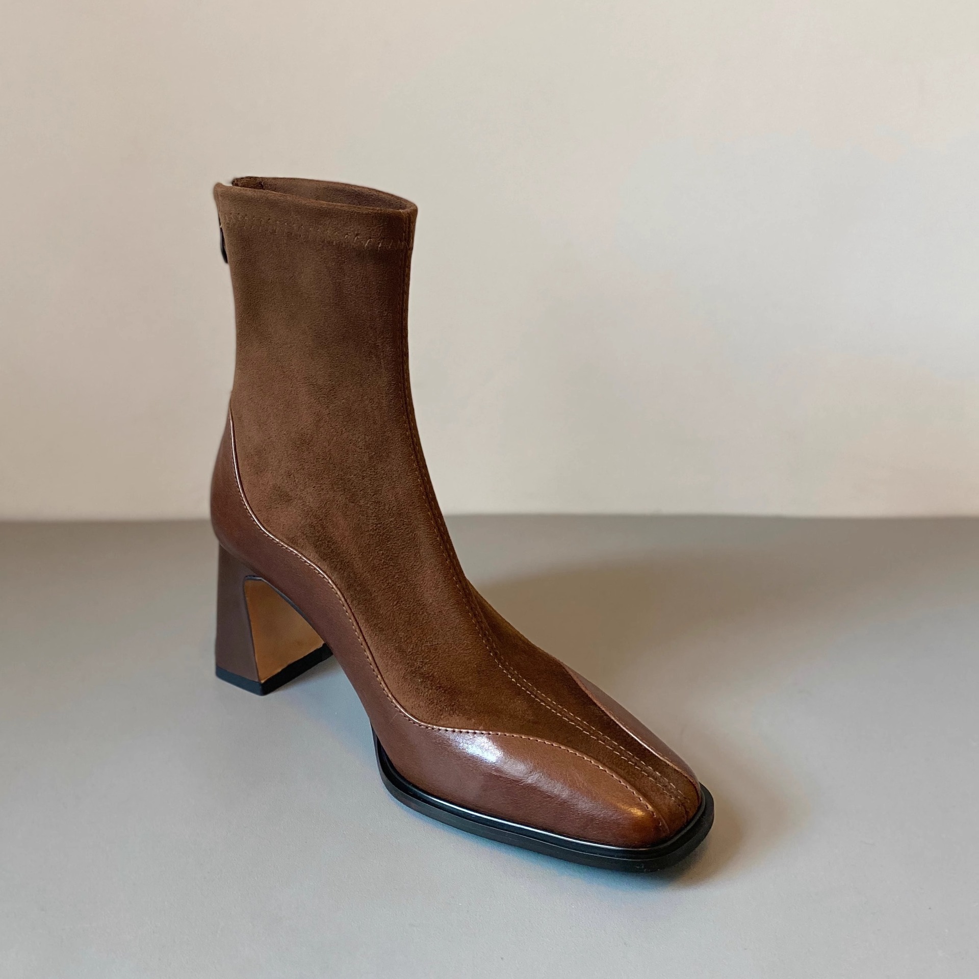 Retro New Chunky Heel High Heel Short Boots Women foto 3