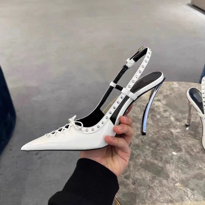 Pointed-toe Rivet-backed Stiletto Heels With A Thin Heel And Lace-up Design foto 2