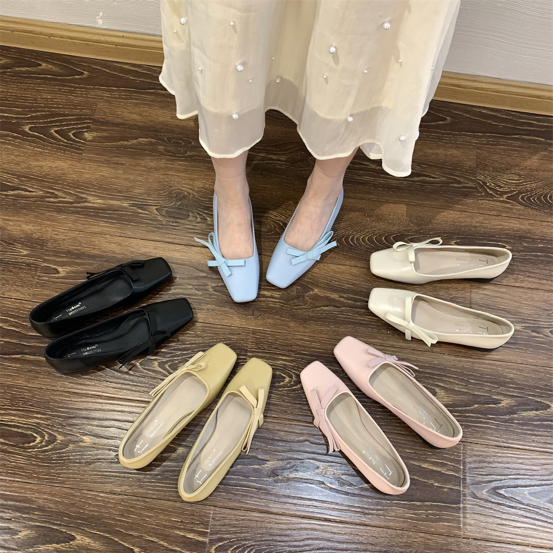 Milk-yellow Square-toe Low-cut Gentle Pumps foto 4