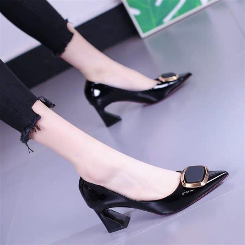 All-match Fashion Patent Leather Women's Shoes Shallow Mouth Pointed Mid Heel Women's Shoes foto 5