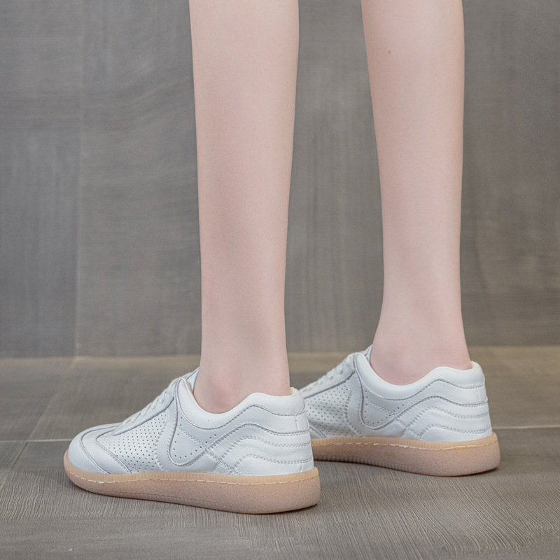 New Breathable Hollow Soft Bottom Casual Shoes foto 3