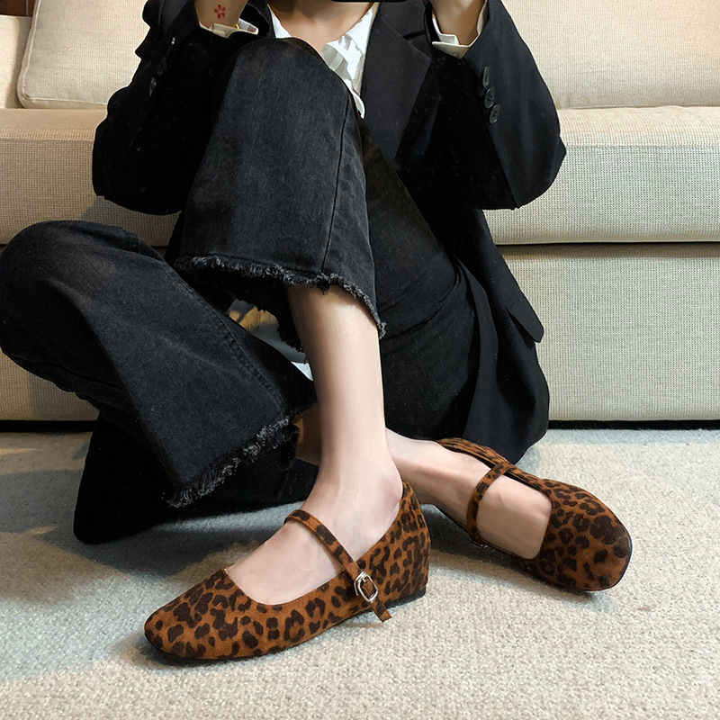 French-style Square-toe Mary Jane Shoes With A Hidden Heel foto 3