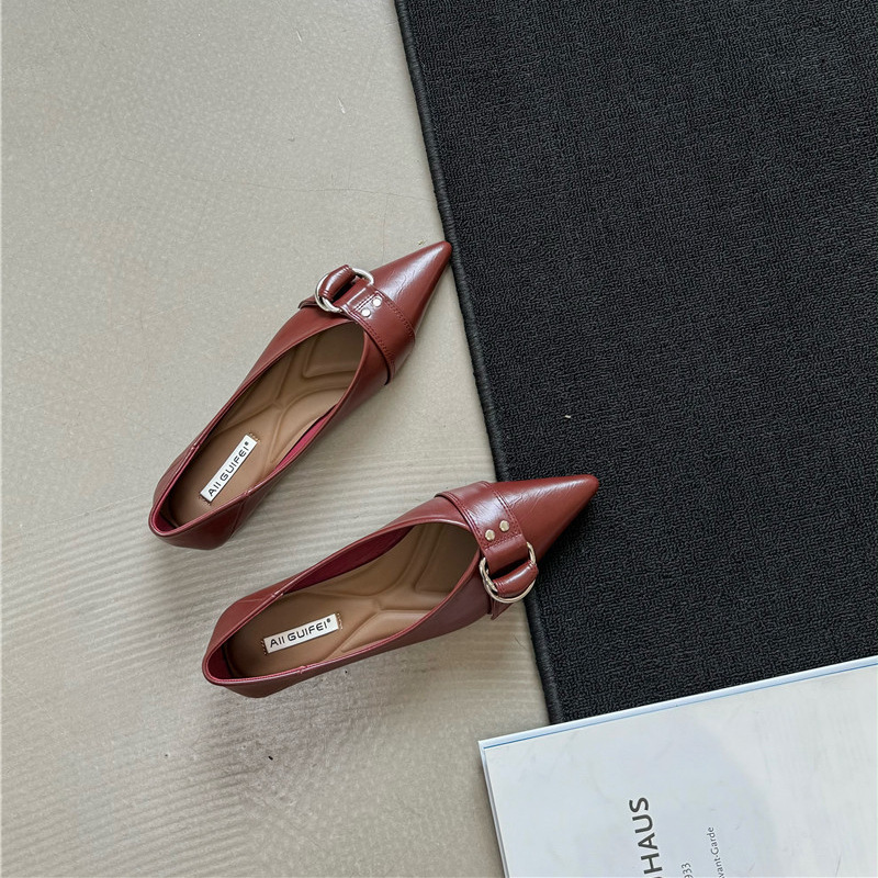 Metal Belt Buckle Soft Bottom Granny Shoes French Pointed Flat Bottom Pumps foto 4