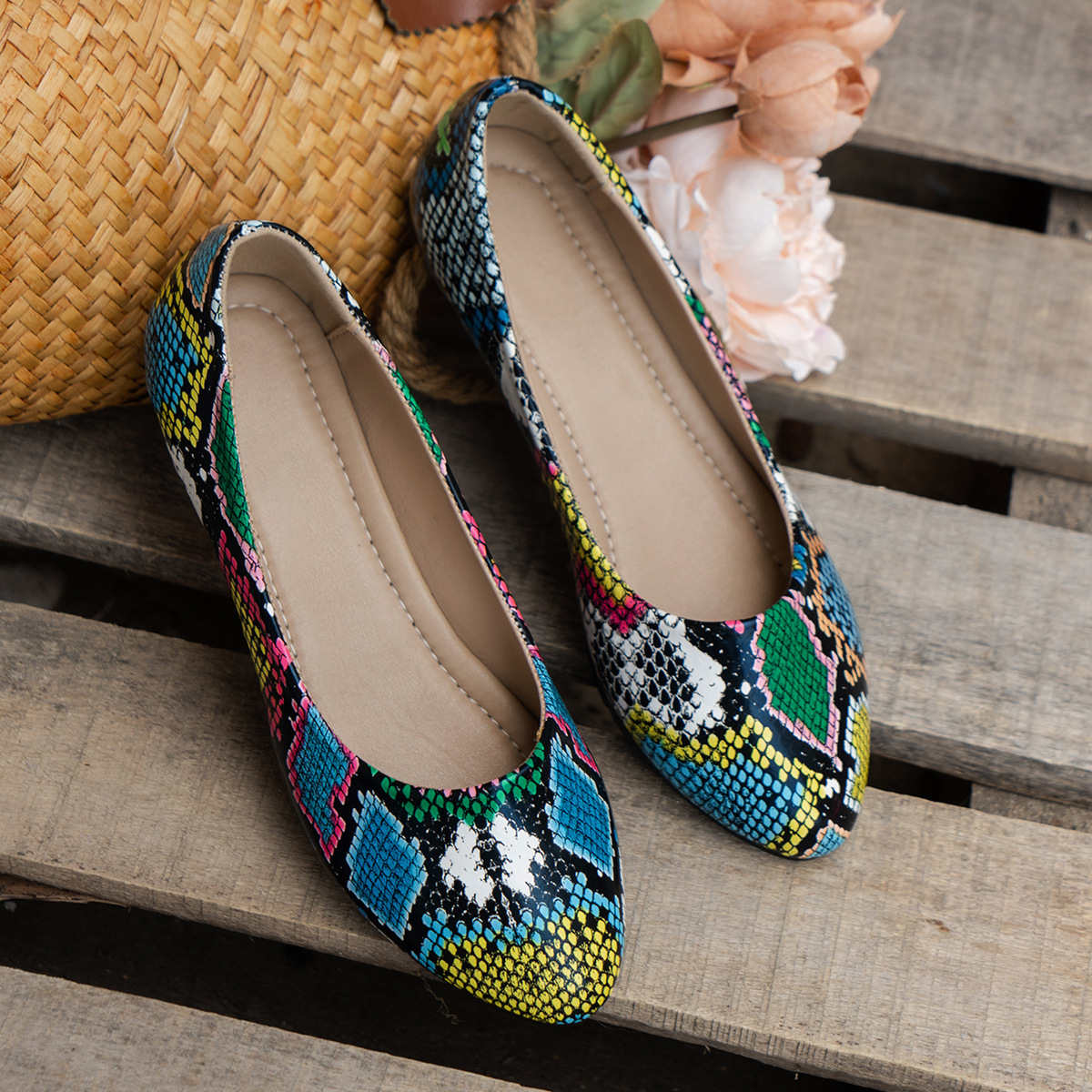 Women's Fashion Casual Flat Pointed Toe Shoes foto 5