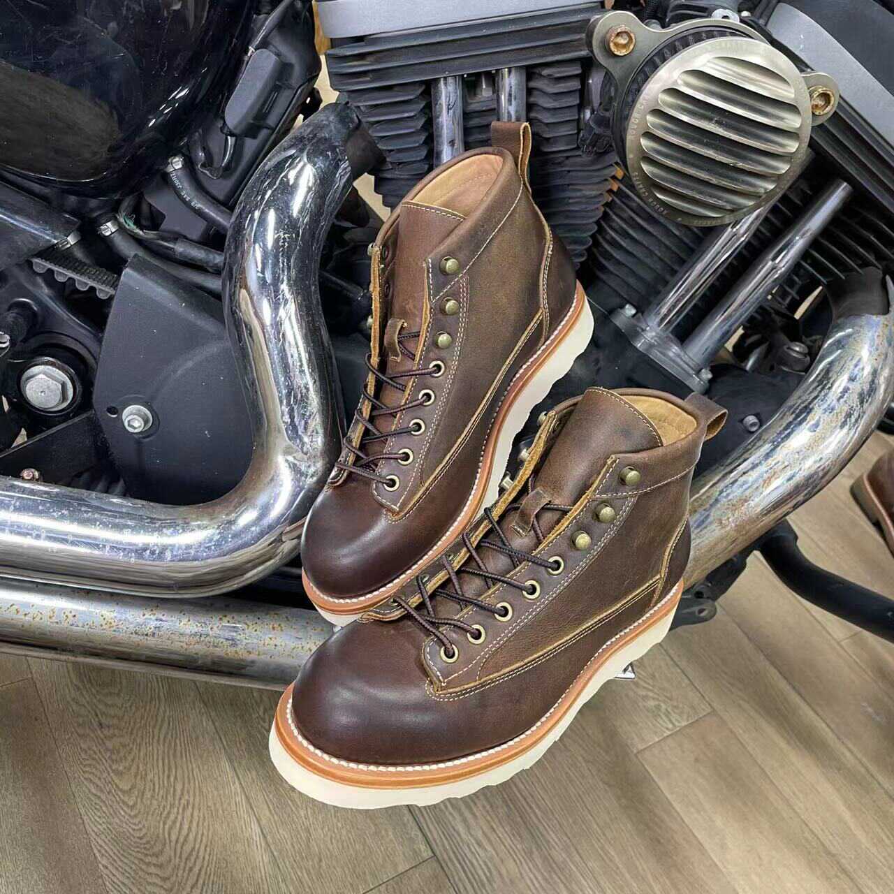 Retro Style Worker Boot Men's High-top Leather Motorcycle Boots foto 4