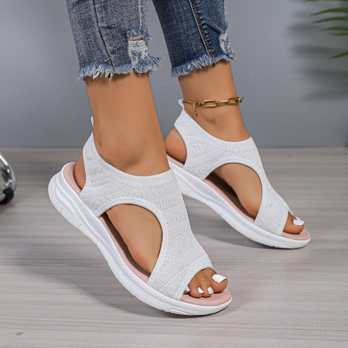 Large Size Flat Bottom Flyknit Women's Sandals foto 4