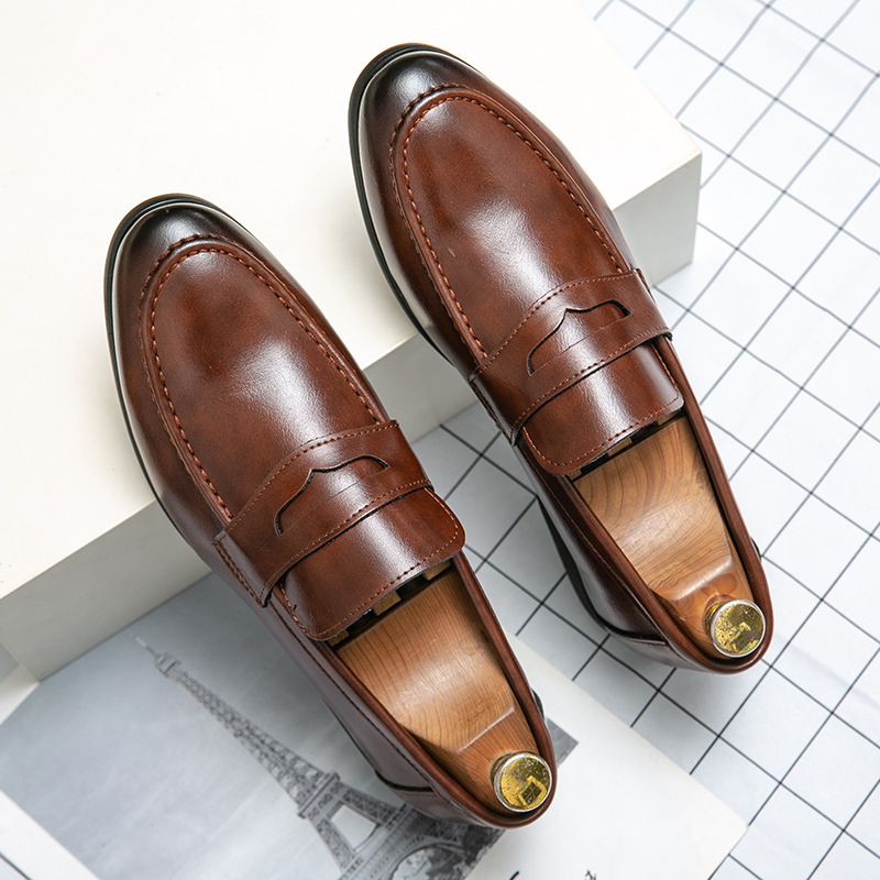 Pointed Toe Minimalist Leather Shoes In British Style foto 3