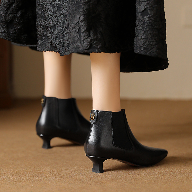 Pointed Toe Kitten Heels Female Commute Style Low Heel Boots