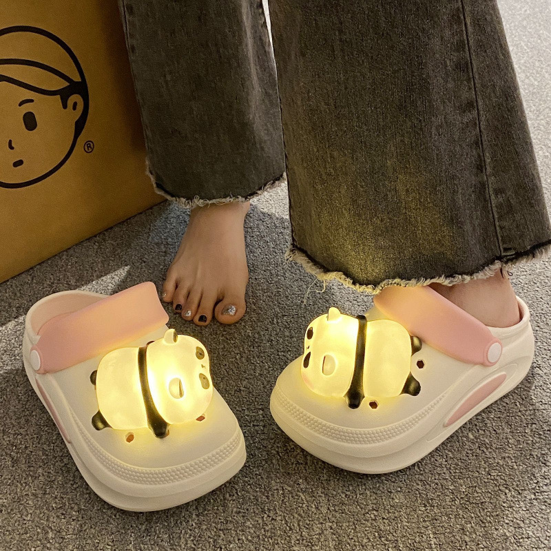 New Spring And Summer Anti-slip Platform Panda Light Hole Shoes For Women foto 4
