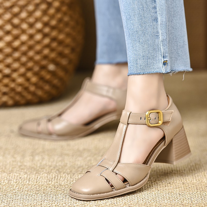 Women's Chunky Heel Hollow Buckle Pig Cage Closed Toe Sandals foto 5