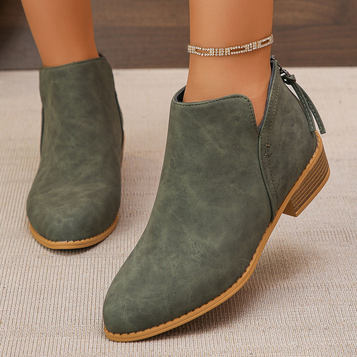 Women's Pointed-toe Leather Boots With Back Zipper foto 2