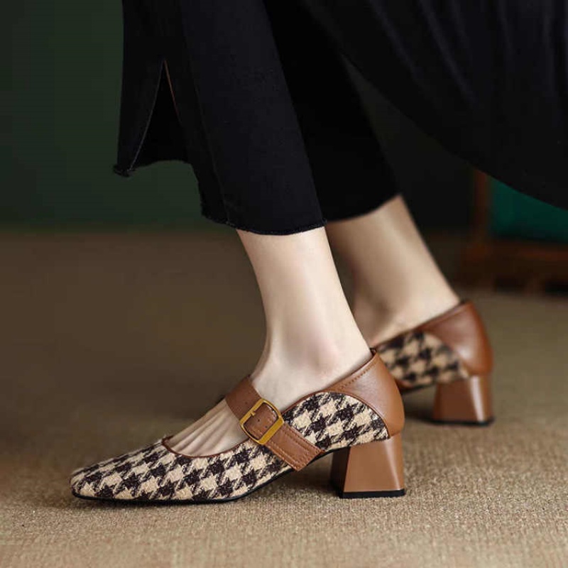 Retro Mary Jane Shoes With A Single Buckle For Women foto 5