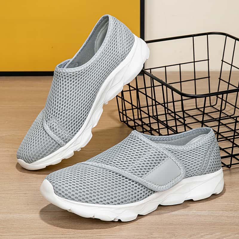 Ultra-light Men's Breathable Comfortable Mesh Shoes foto 5