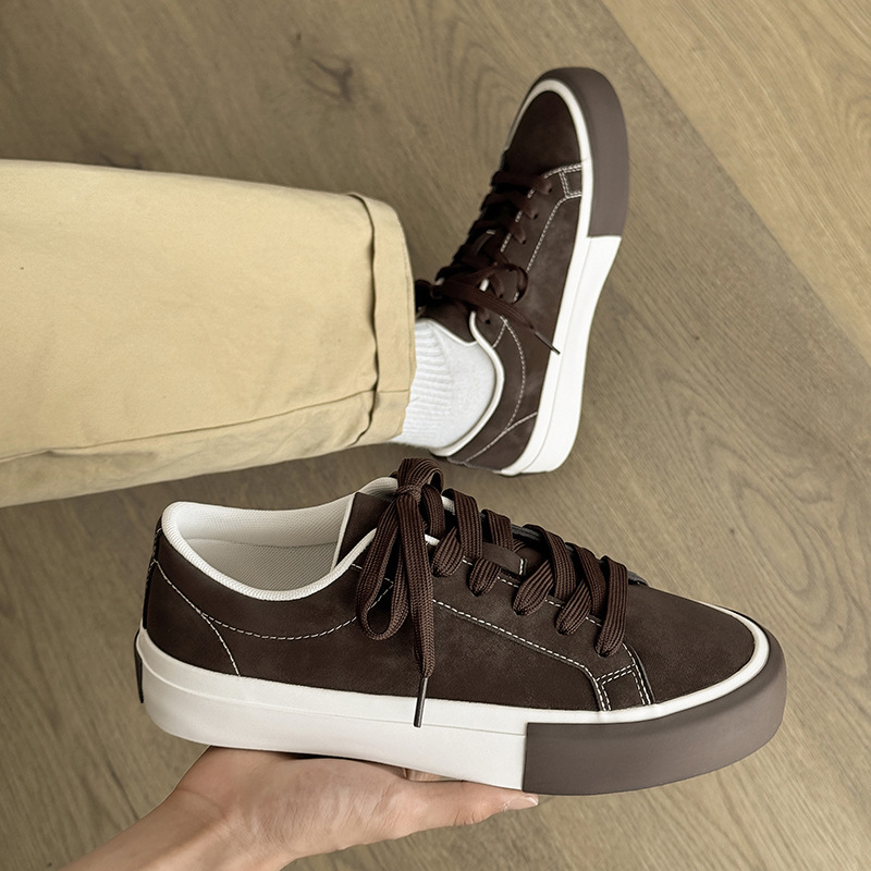 Niche-style Couples Sneakers That Are Versatile For Casual And Athletic Wear foto 4