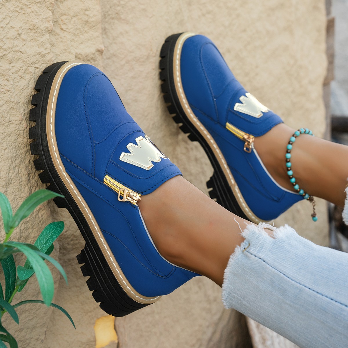 Womens Plus-Size Loafers With Side Zipper And Chunky Platform Sole foto 5