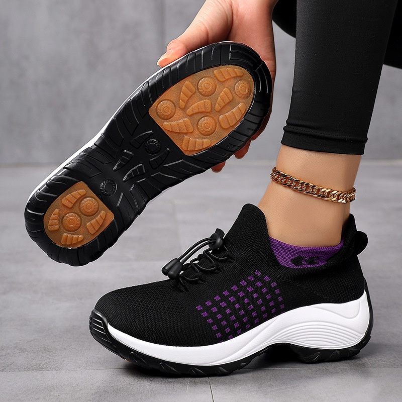 Casual Women's Flyknit Shoes With A Round Toe foto 4