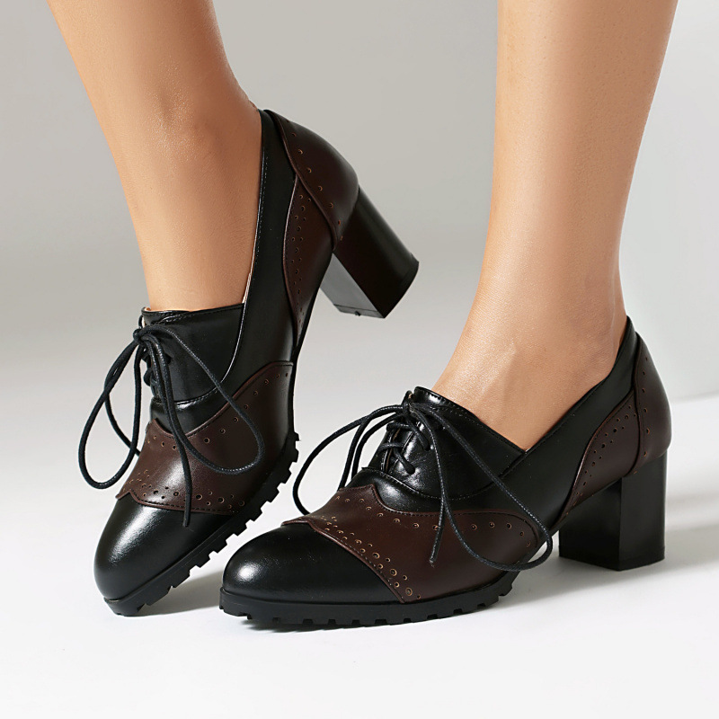 Matching Round Toe High Heel Front Lace-up Burning Flower Pumps foto 4