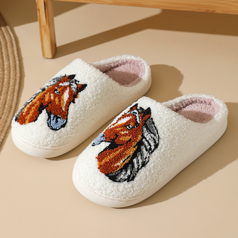 Comfortable Home Warm Cartoon Embroidery Horse Head Cotton Slippers foto 2