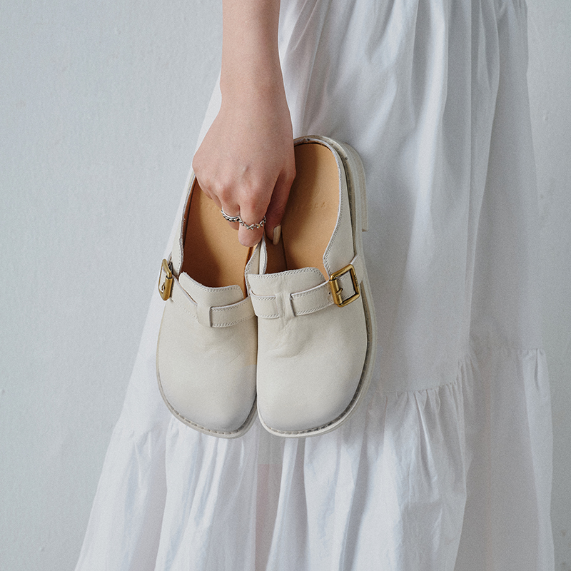 Women's Washed Full Grain Leather Buckle Mules, Retro Low Block Heel Backless Shoes foto 3
