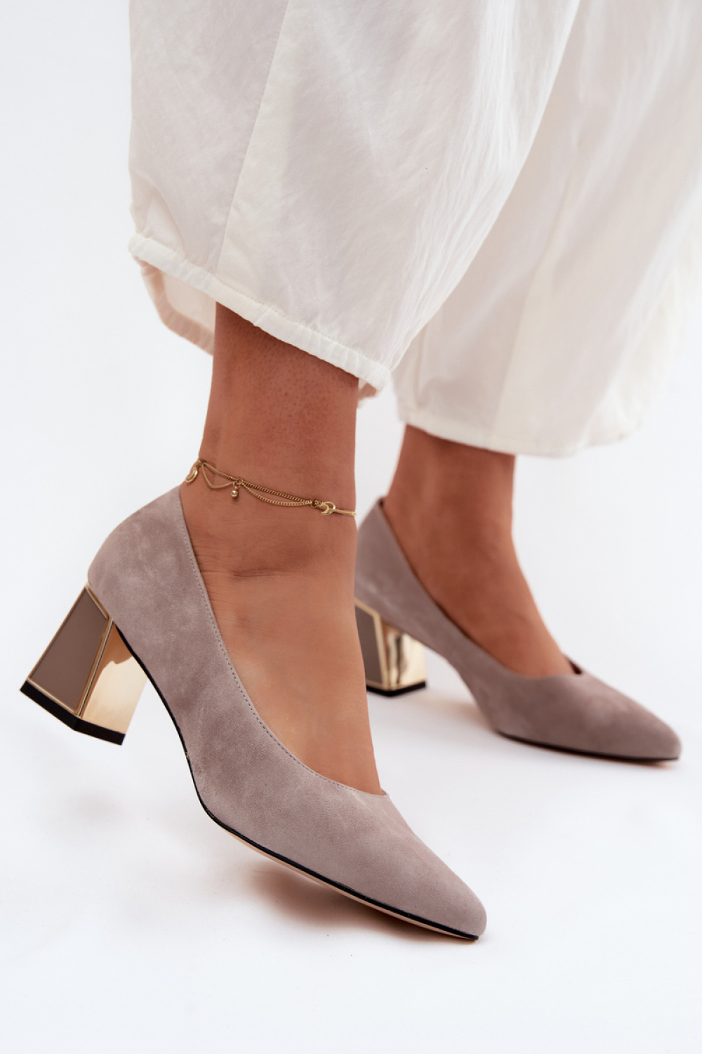 Pumps met dikke hak Step in style