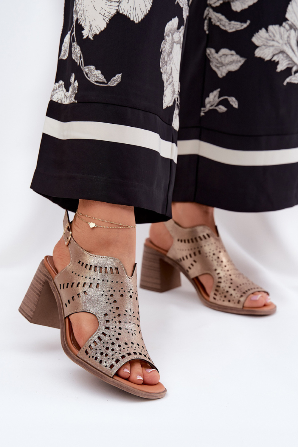 Sandalen op hak Step in style