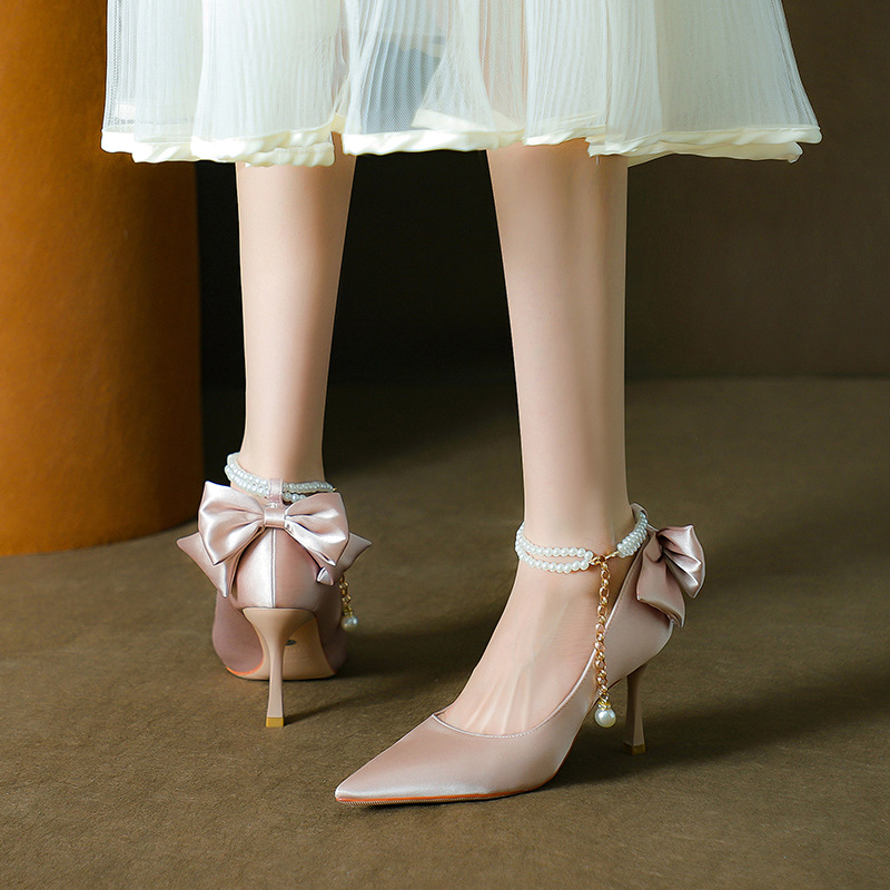 Stiletto Pointed Toe Pearls Strap High Heels foto 5