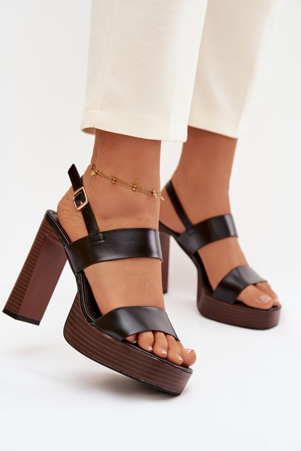 Sandalen op hak Step in style