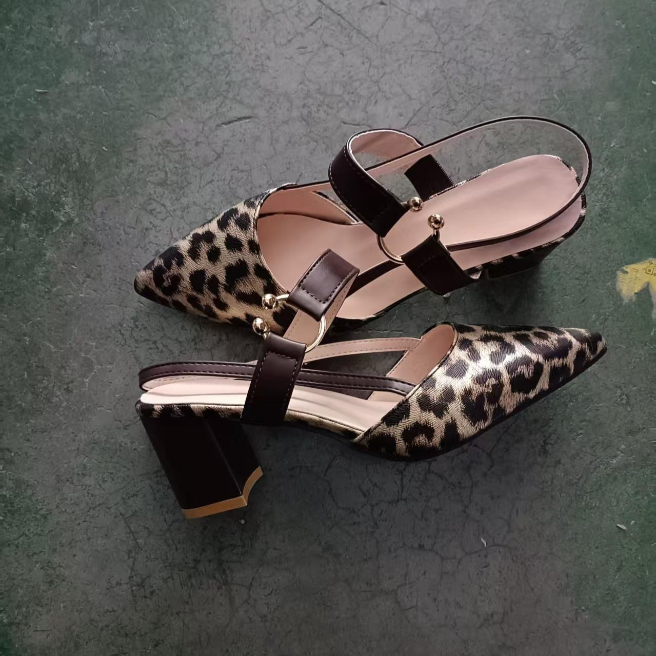 Women's Sandals Summer New Chunky Pointed Toe Hollow High Heel foto 3