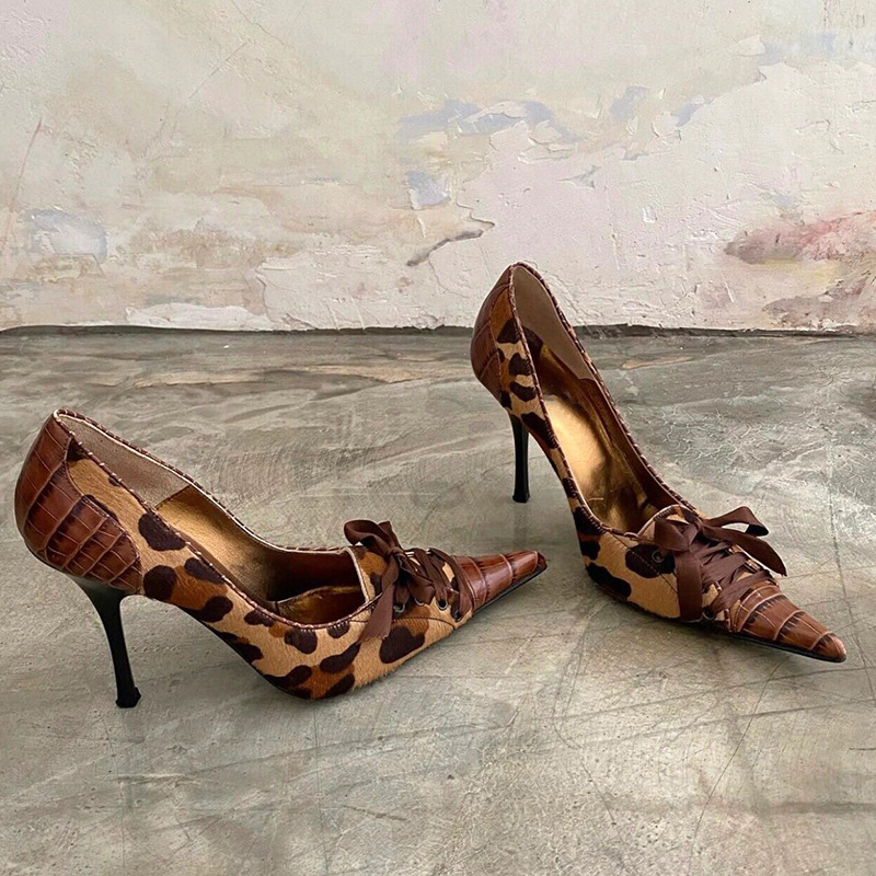 Pointed-toe Stiletto Heel Lace-up Womens Heels foto 3