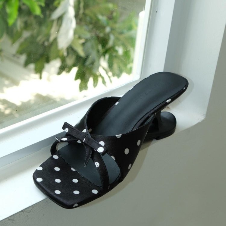Womens Alien-style Square-toe Slide Sandals With A Bow foto 2