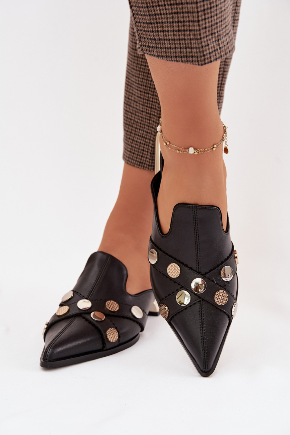 Slippers Step in style