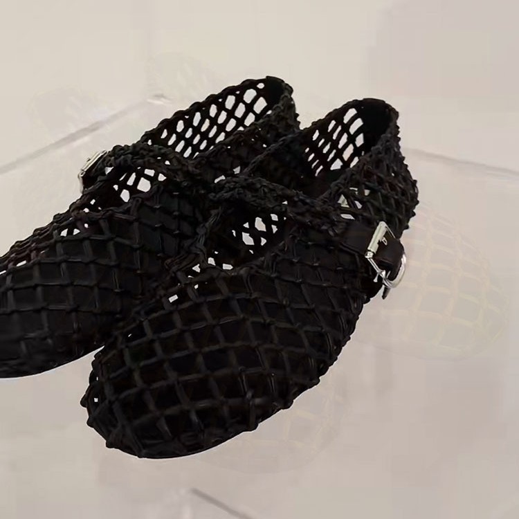 Weaving Hollow One Word With Mary Jane Shoes foto 5