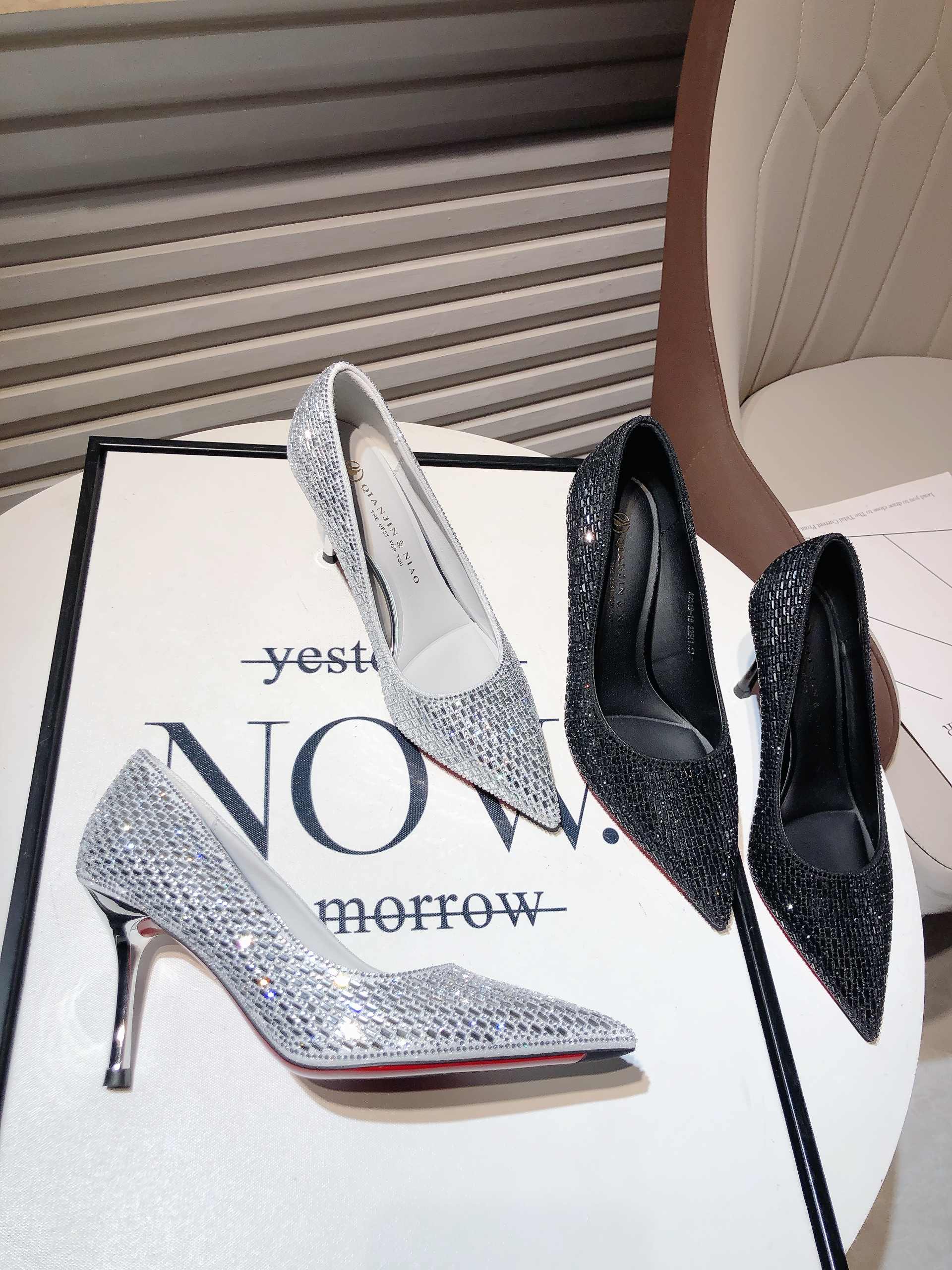 Pointed Stiletto Heel Silver High Heel Banquet Wedding Shoes foto 3