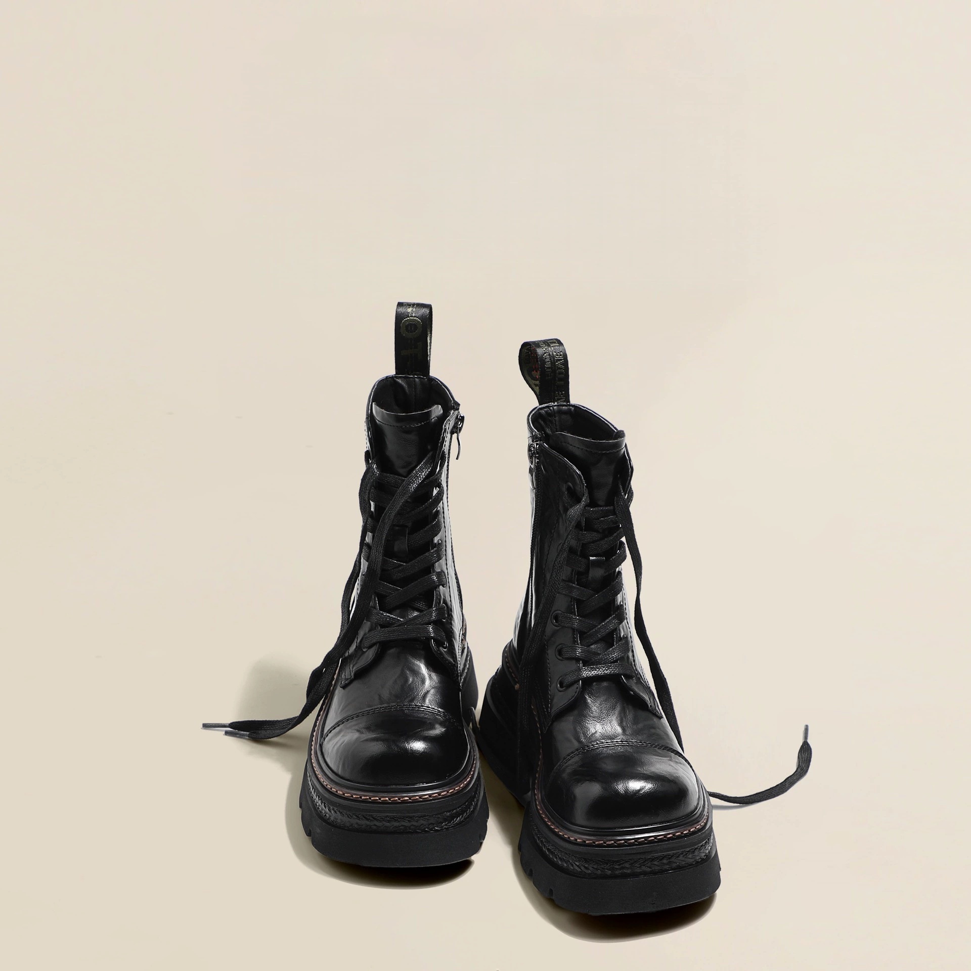 Women's Fashionable Cotton-padded Dr Martens Boots foto 3