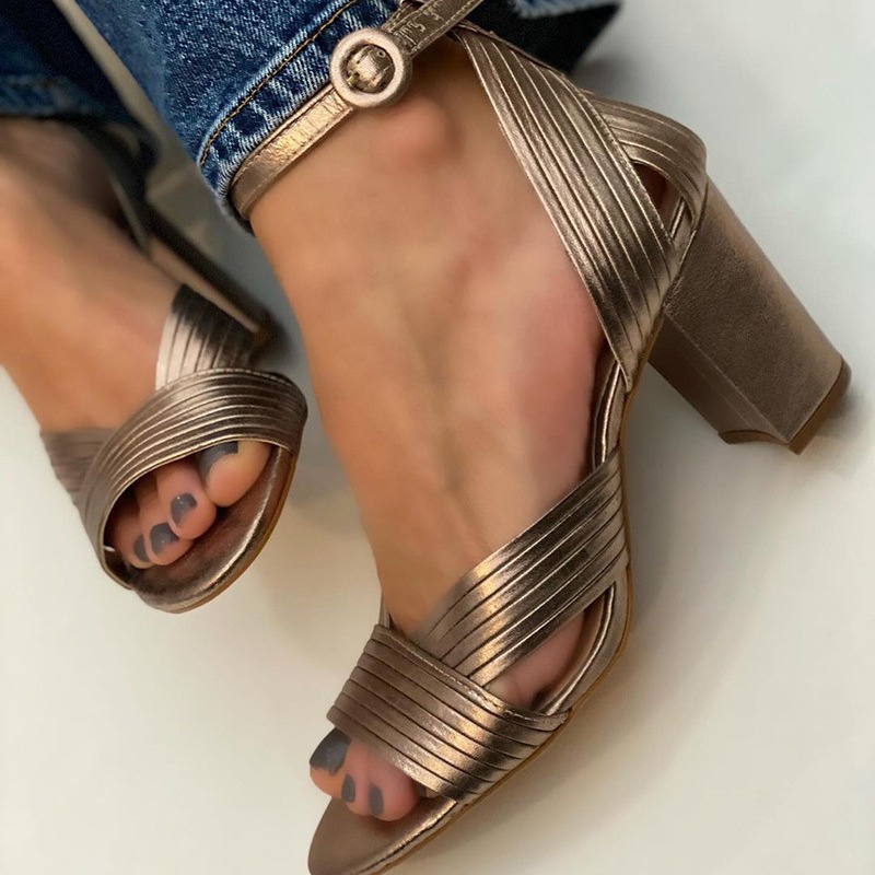 Summer Fashion High Heel Round Toe Women's Shoes Large Size Open Toe Breathable Sandals foto 5