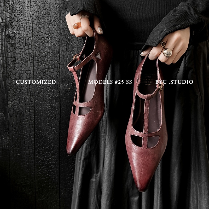 Women's Handmade Full-Grain Leather T-Strap Kitten Heel Pumps, Pointed Toe Mary Jane Shoes foto 2