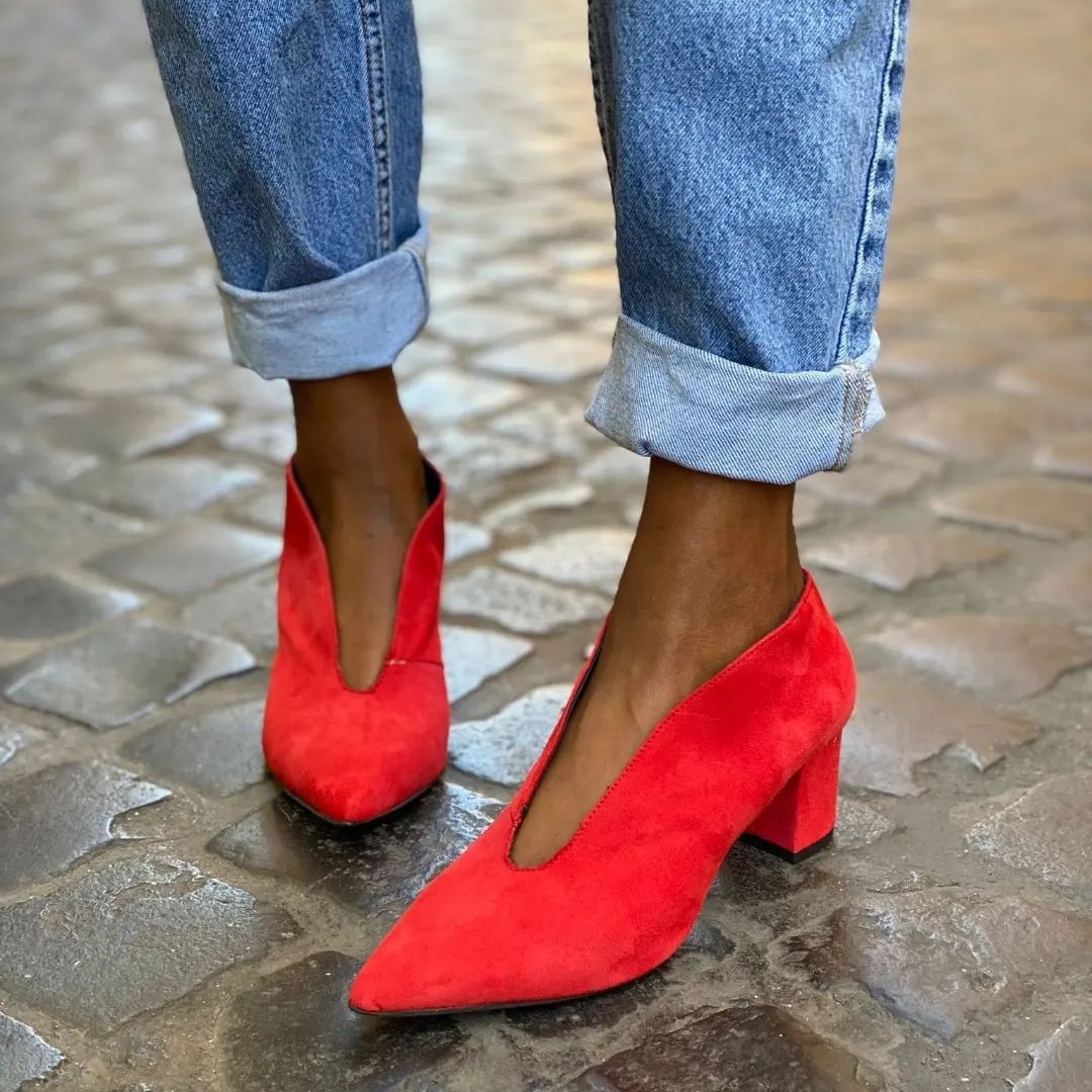 Women's Fashion Pointed-toe Slip-on Suede Oversized Shoes foto 3