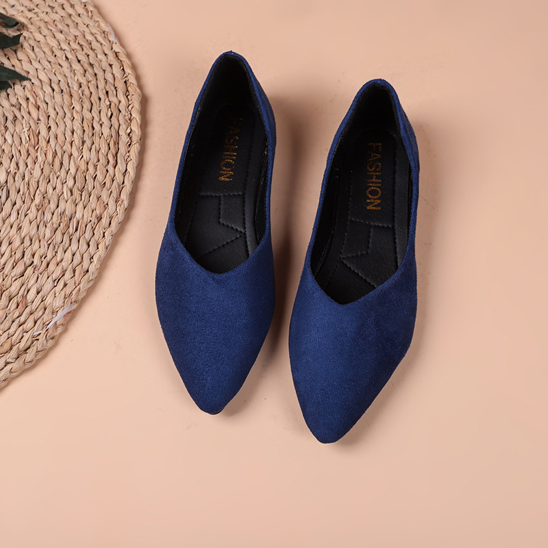 Womens Pointed-Toe Low-Top Shoes In Plus Sizes foto 4