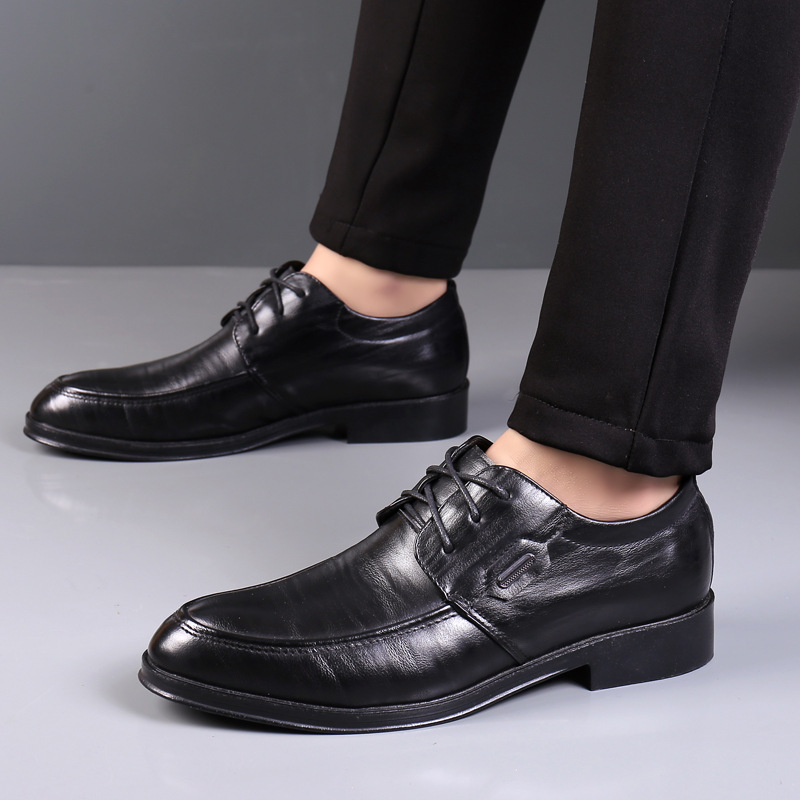 Men's Casual Leather Shoes Trendy Summer Breathable Hollow Perforated Sandals foto 3