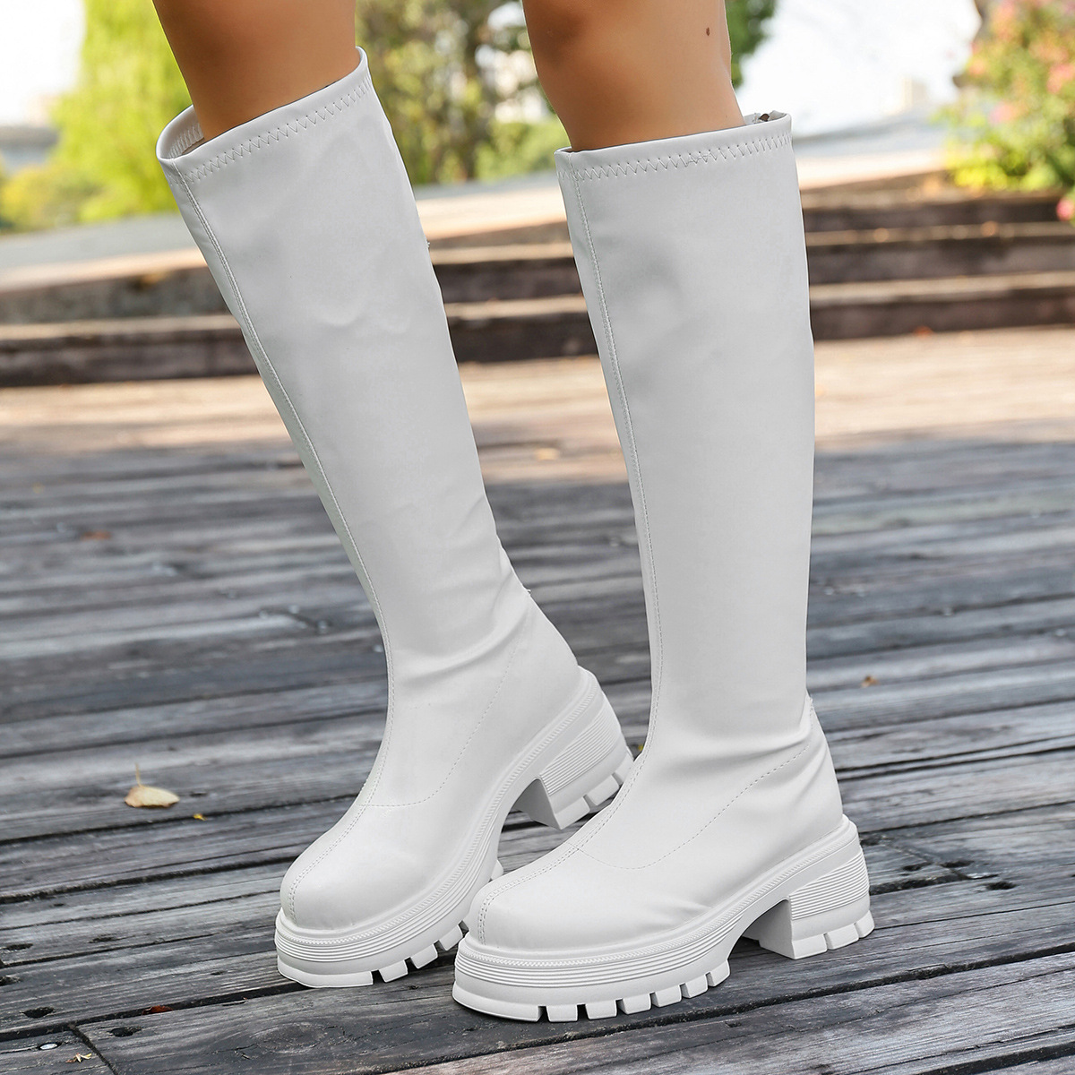 Women's Knee-high White Platform Boots foto 3