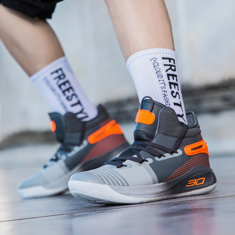 Autumn Basketball Shoes Men's Combat Cement Nail Shoes Rubber Sole Combat Boots Youth Plus Size Basketball Sneaker foto 4