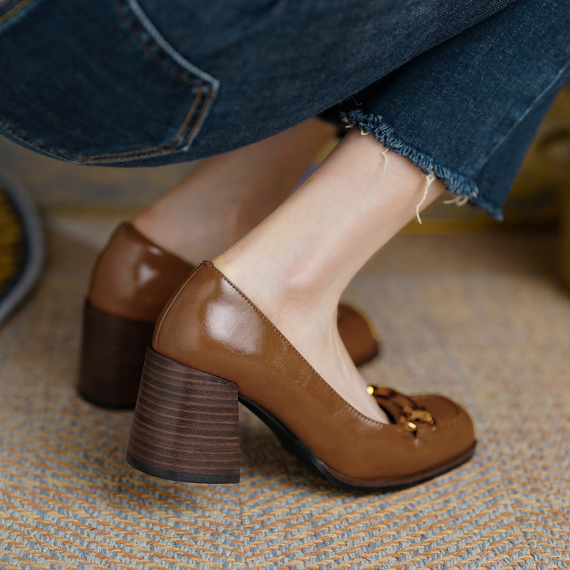 Womens Retro Square-Toe French-Style Chunky-Heel Pumps foto 2