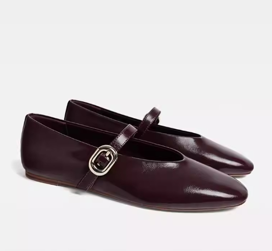 Stylish Flattering And Comfortable Burgundy Round Toe V-neck Strap Flat Shoes foto 3