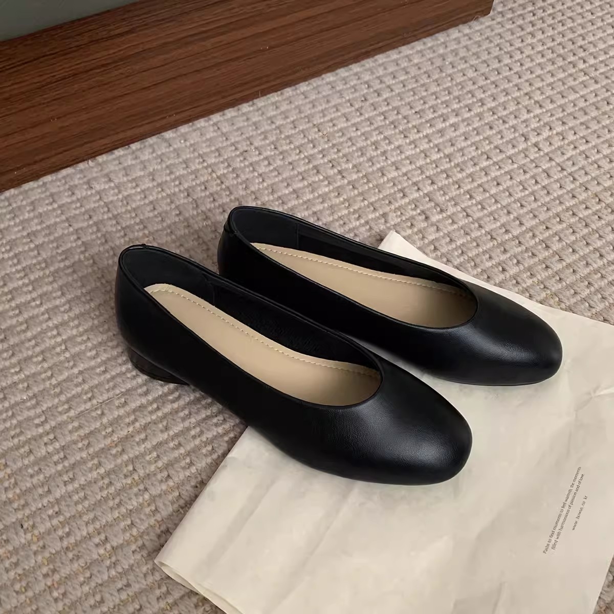 Womens Low-cut Heel-pressed Genuine Leather High Heels foto 4