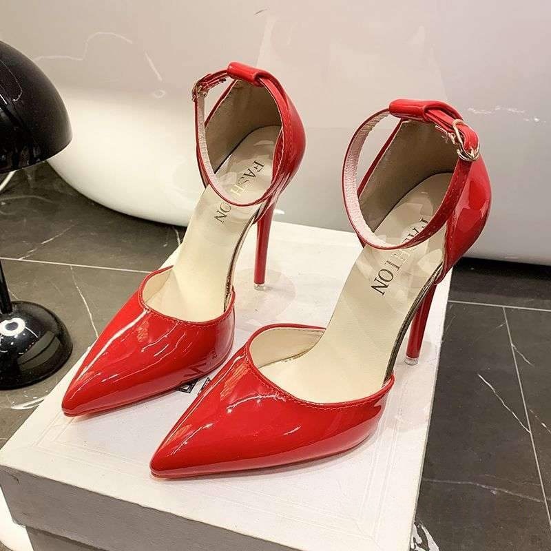 One-strap Covered-toe Sandals Large Size foto 2