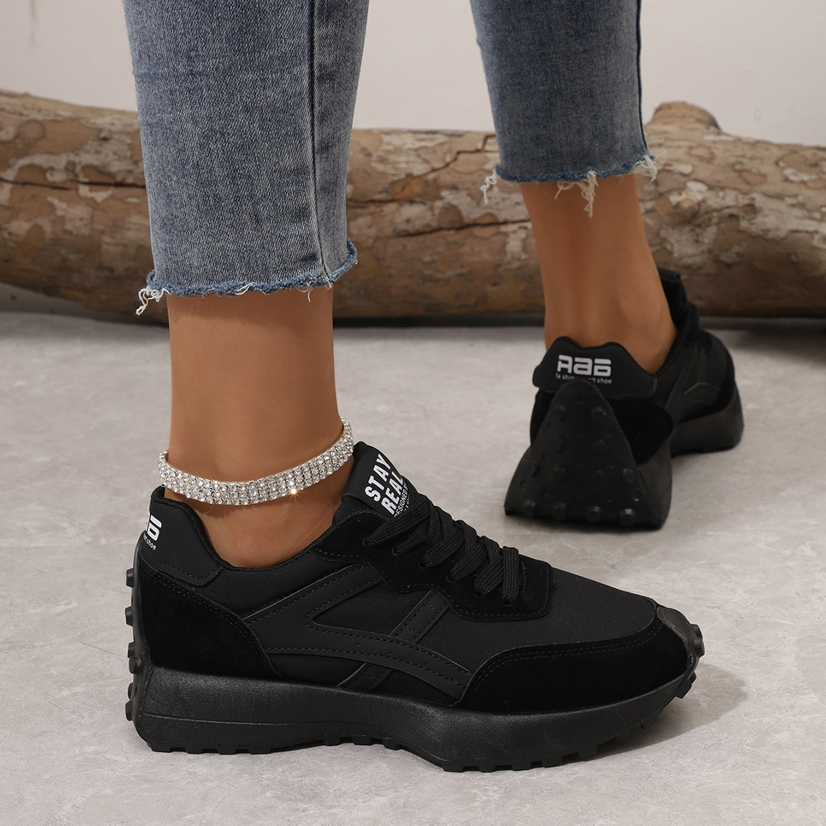 Womens Versatile Lightweight Mesh Large-size Armani-style Sneakers With A Flat Sole foto 3
