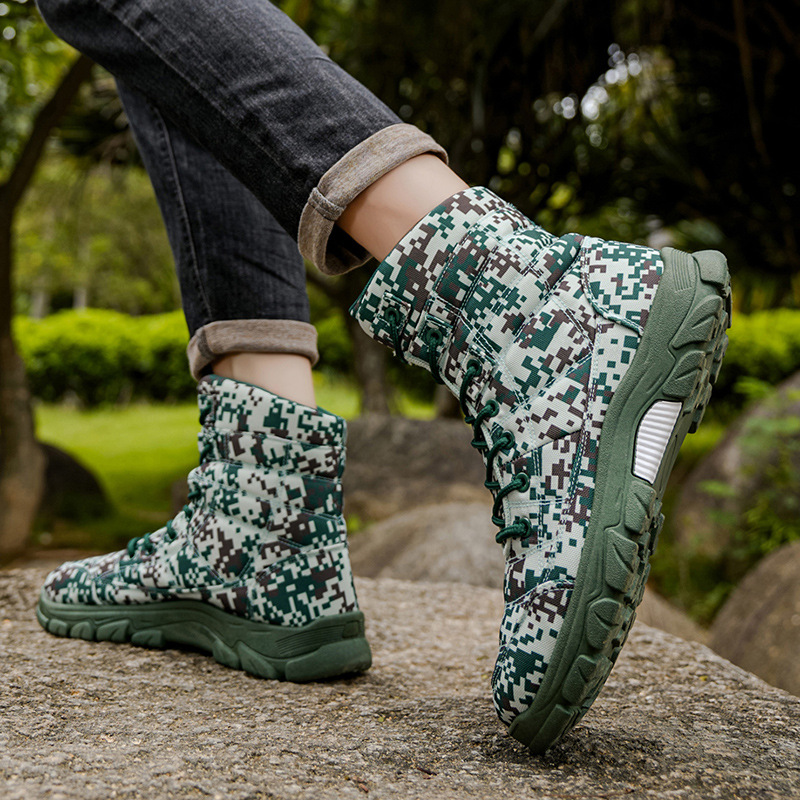 Fleece Lined Warm Plus Size Camouflage Hiking Boots With Thick Solesperfect For Outdoor And Snowy Conditions foto 4