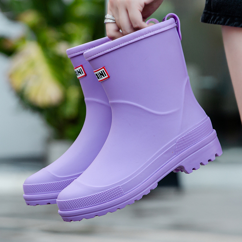 Women's fashionable rain boots, suitable for students. foto 2
